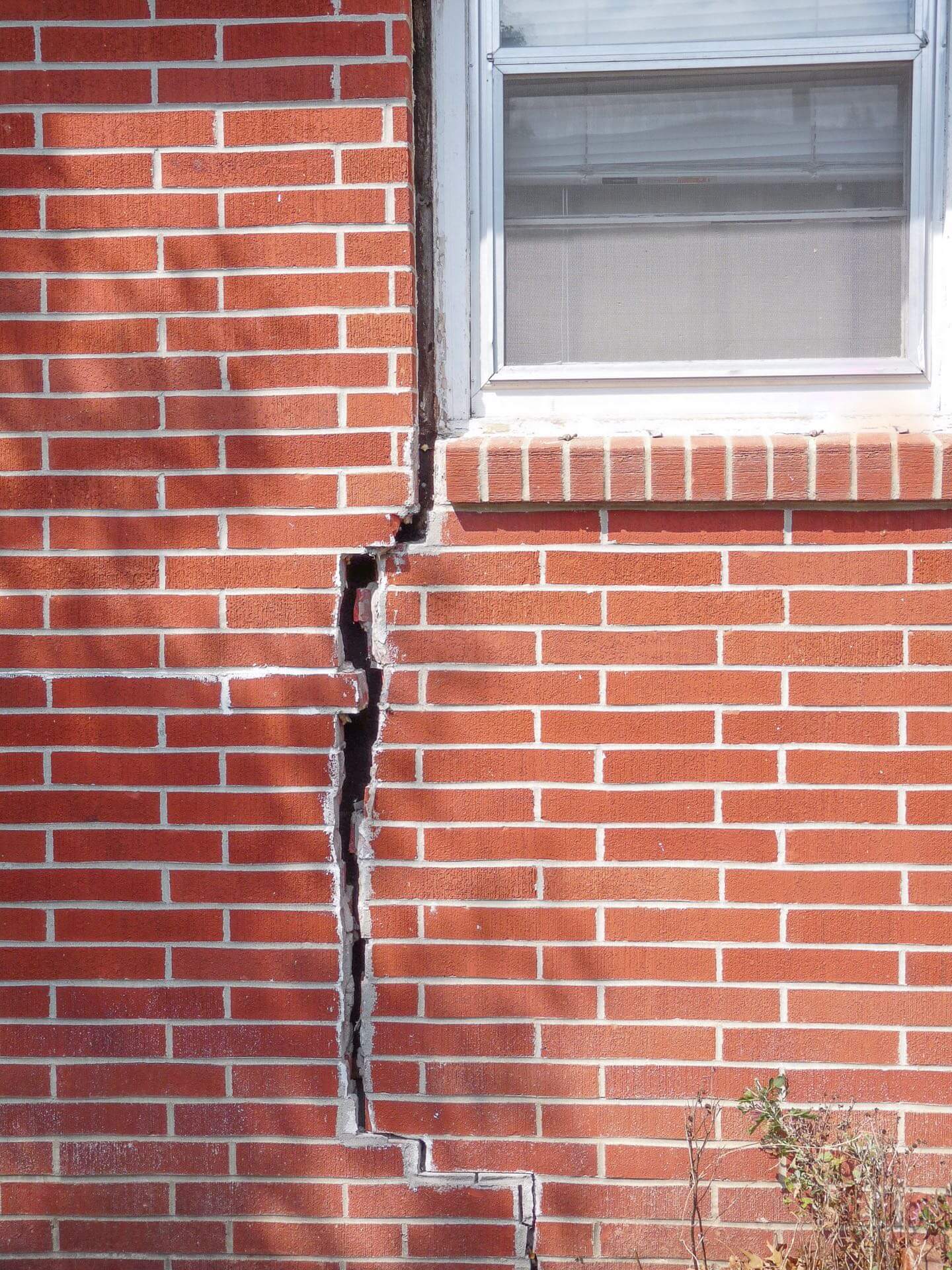 Window Gap, wall crack repair services